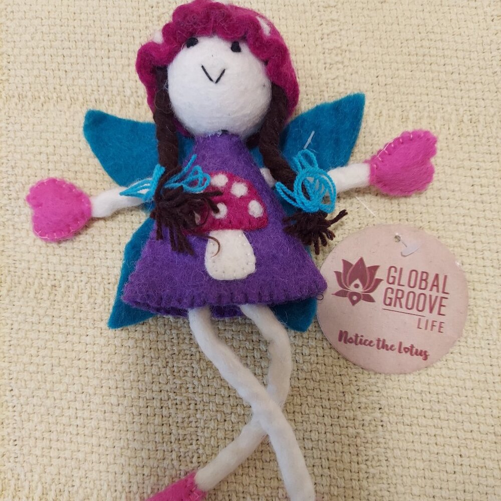 NWT Mushroom Bonnet Tooth Fairy-Brunette